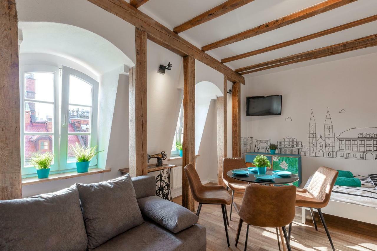Retro House - StayinWrocław Eksteriør bilde